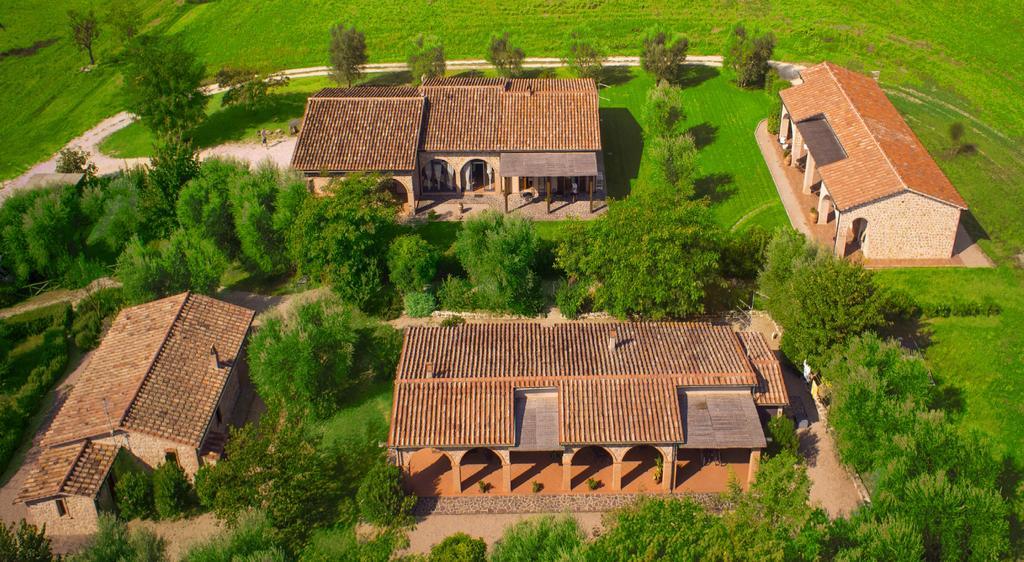 Bio Agriturismo Le Cascatelle Saturnia Exteriör bild