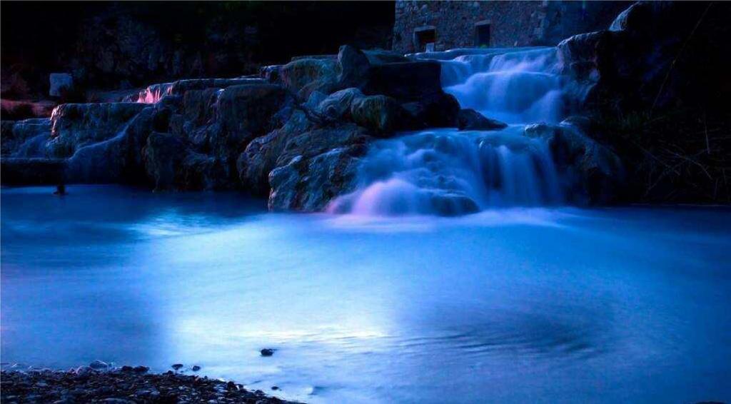 Bio Agriturismo Le Cascatelle Saturnia Exteriör bild