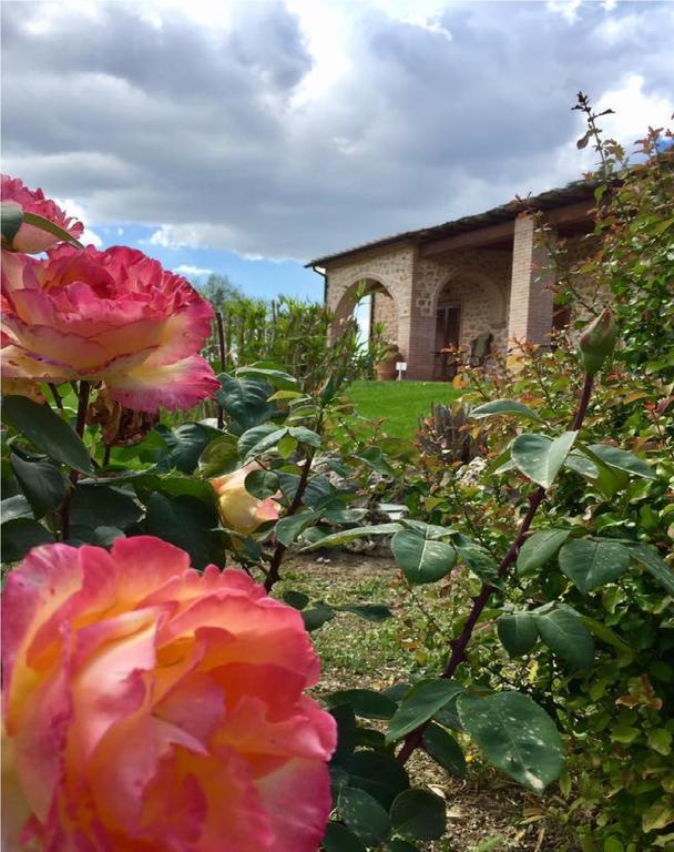 Bio Agriturismo Le Cascatelle Saturnia Exteriör bild